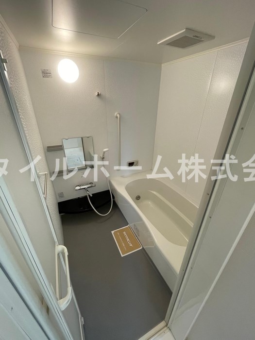 バス・シャワールーム　別部屋写真です。