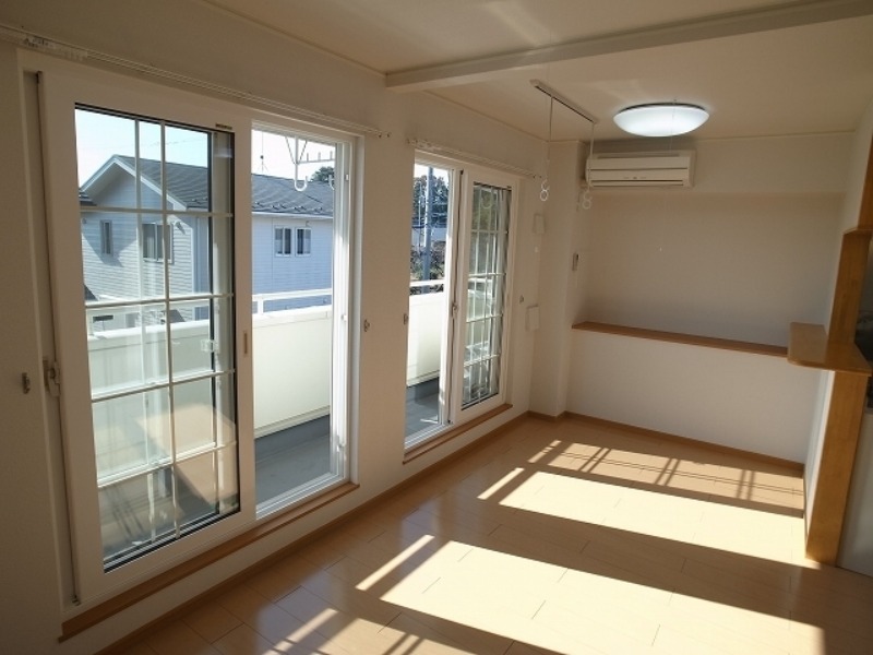 居室・リビング　図面と現状に相違がある場合には現状を優先