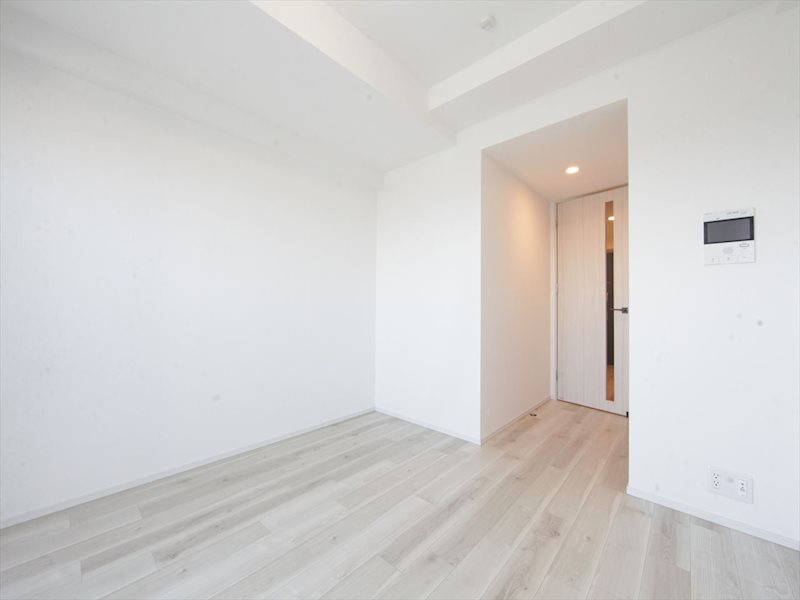 居室・リビング　洋室7.1帖　エアコン完備　バルコニーに面しています