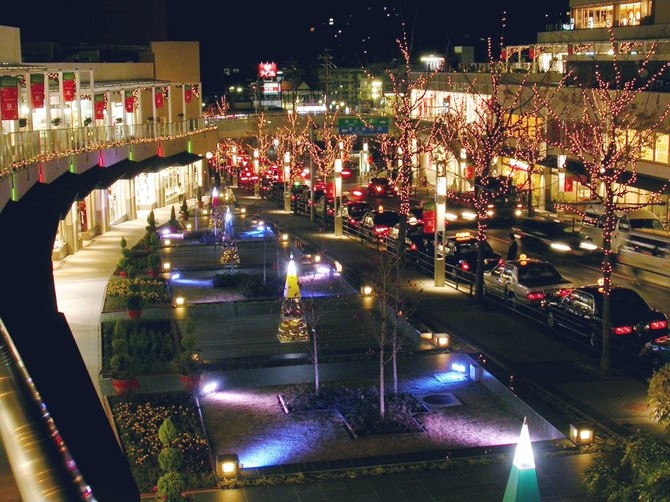 ショッピングセンター　星が丘テラス（ショッピング施設）（ショッピングセンター）まで681m