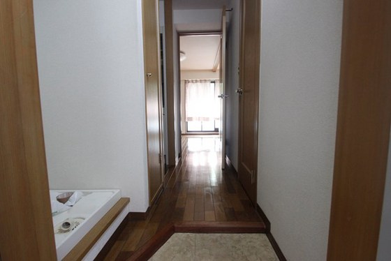 玄関　※別室の写真です