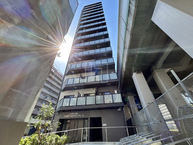 建物外観　アドバンス難波南ノエル　外観