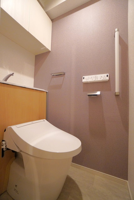 トイレ　※写真は同タイプ住戸です。