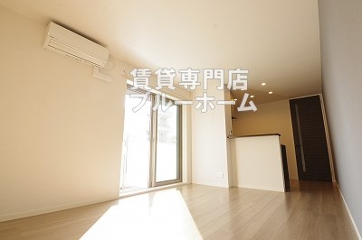 居室・リビング　11.8帖の広いリビング！