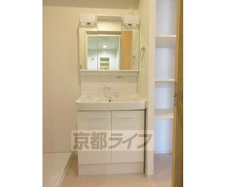 洗面設備　独立洗面台