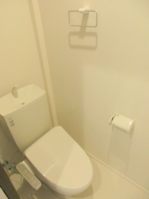 トイレ　★温水洗浄便座★