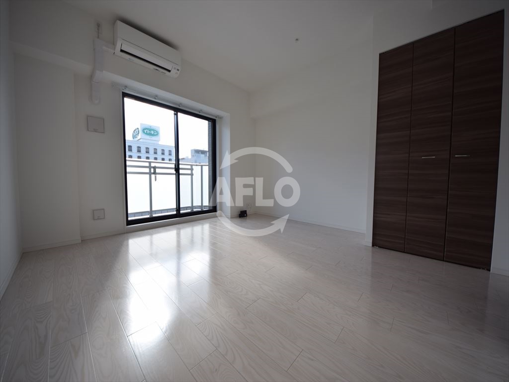 居室・リビング　ルーエ本町　洋室