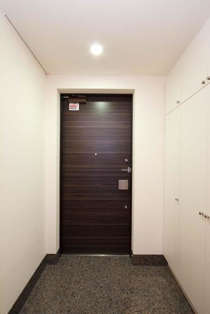 玄関　※写真は同タイプ住戸です。