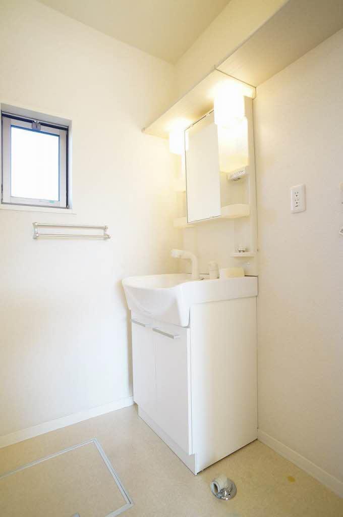 洗面設備　洗面室