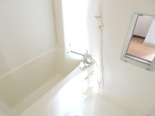 バス・シャワールーム　浴室