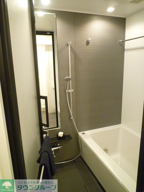 バス・シャワールーム　40Aタイプ2011年5月撮影 ＭＲ時の写真で調度品等は含…