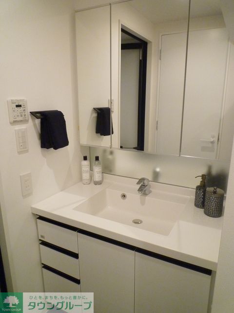 洗面設備　40Aタイプ2011年5月撮影 ＭＲ時の写真で調度品等は含…