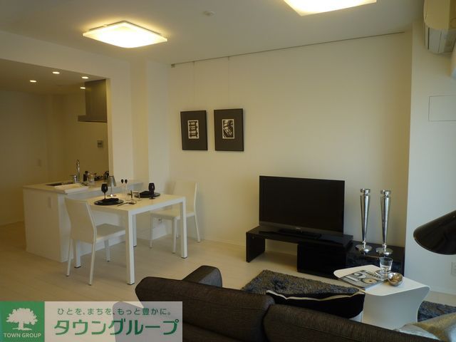 居室・リビング　40Aタイプ2011年5月撮影 ＭＲ時の写真で調度品等は含…