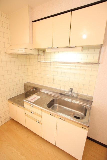 キッチン　ガスコンロ設置可！開放的なキッチンスペース！