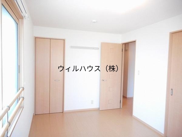 その他部屋・スペース　明るい洋室！