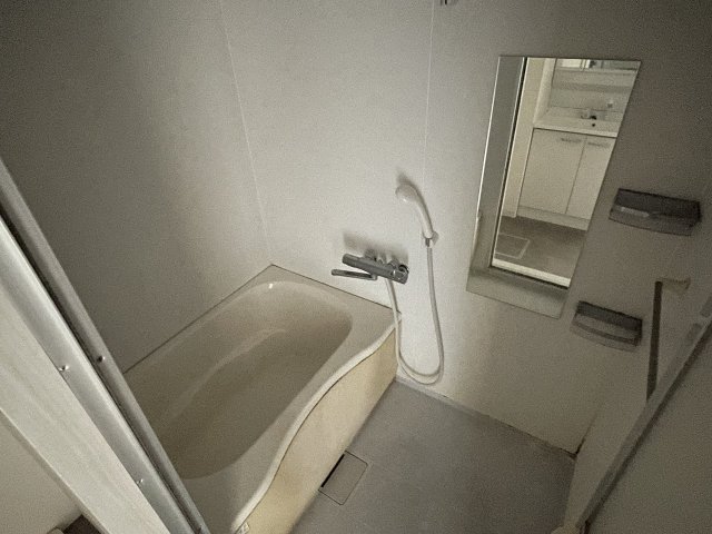 バス・シャワールーム　きれいなお風呂です