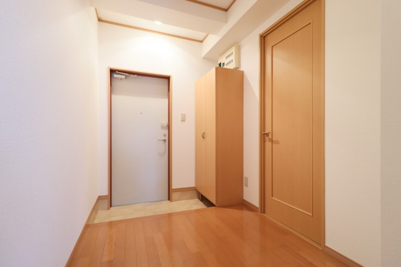 玄関　図面と現状に相違がある場合には現状を優先