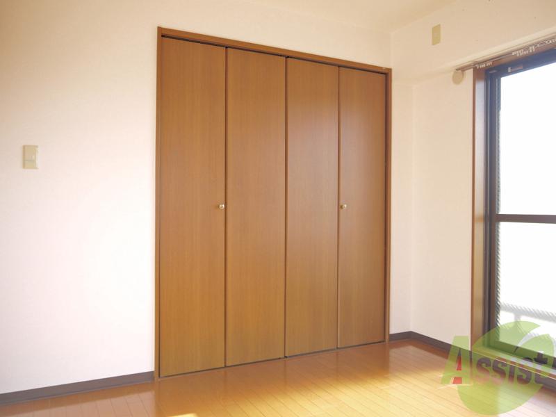 収納　大容量のクローゼットです。お洋服が沢山掛けれますよ。