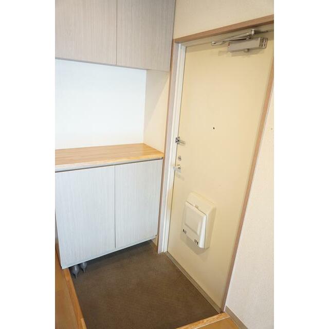 玄関　広めな玄関にはシューズＢＯＸ