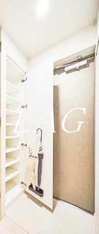 玄関　玄関です。