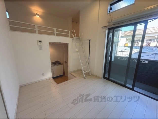 居室・リビング　洋室