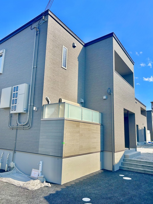 建物外観　建築中