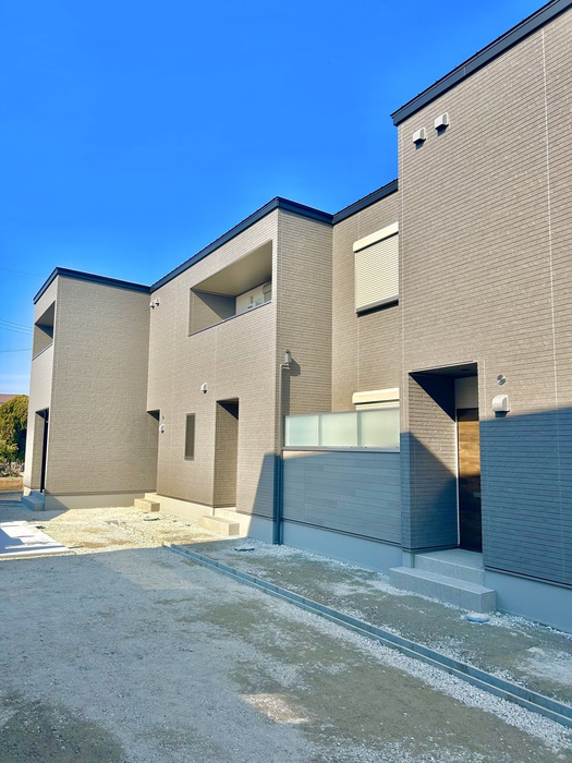 建物外観　建築中