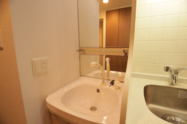 洗面設備　※別室の参考写真の為、現況優先です。