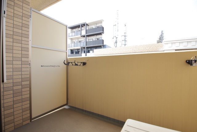 バルコニー　※別室の参考写真の為、現況優先です。