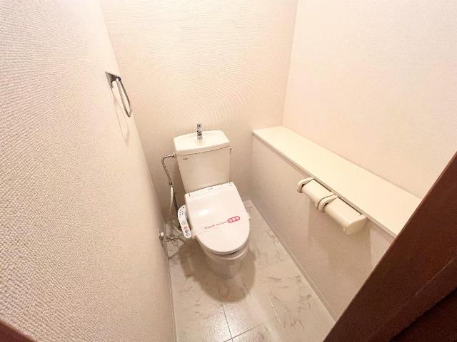 トイレ　シャワー付トイレ