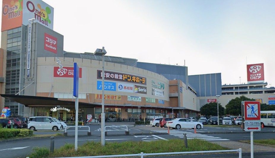 ショッピングセンター　ワークマンカラーズワンズモール店（ショッピングセンター）まで1068m