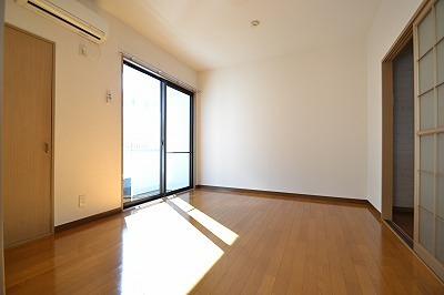 その他設備　エアコン完備で一年中快適にお暮しいただけます。