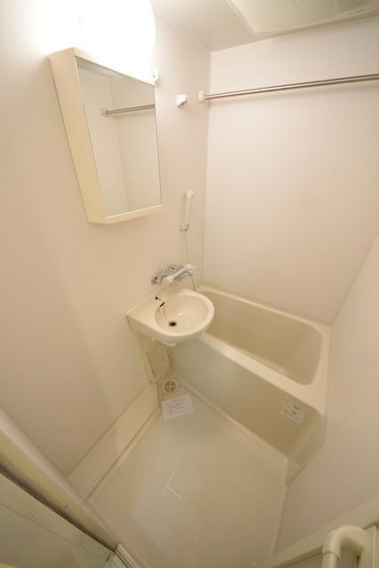 バス・シャワールーム　★タウンハウジング高幡不動店まで★