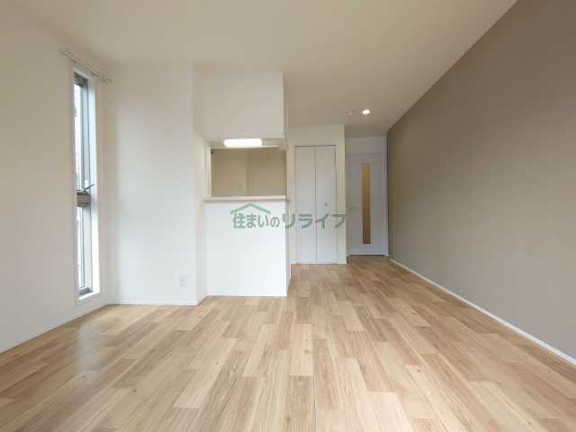 居室・リビング　別階層の写真になります。