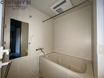 バス・シャワールーム　シンプルで機能的なお風呂です！