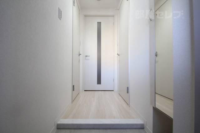 玄関　※２０１号室室内参照