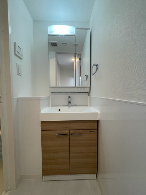 洗面設備　独立洗面化粧台付きでおすすめです！