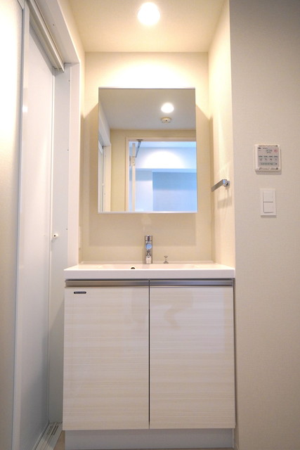 洗面設備　※写真は同タイプ住戸です。