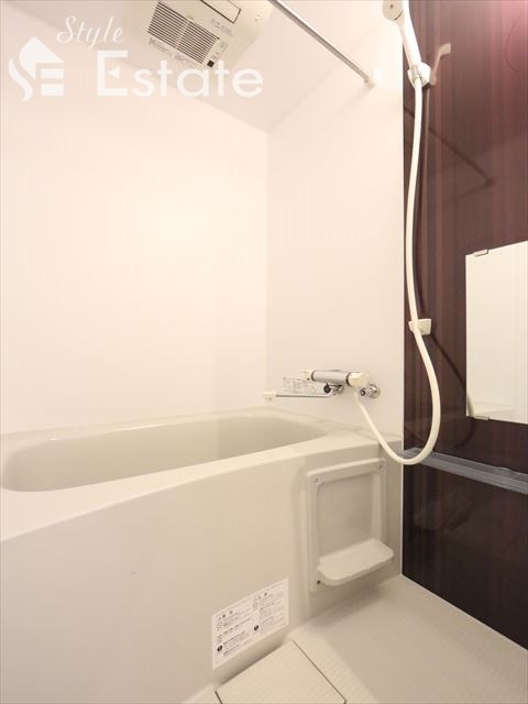 バス・シャワールーム　バスルーム