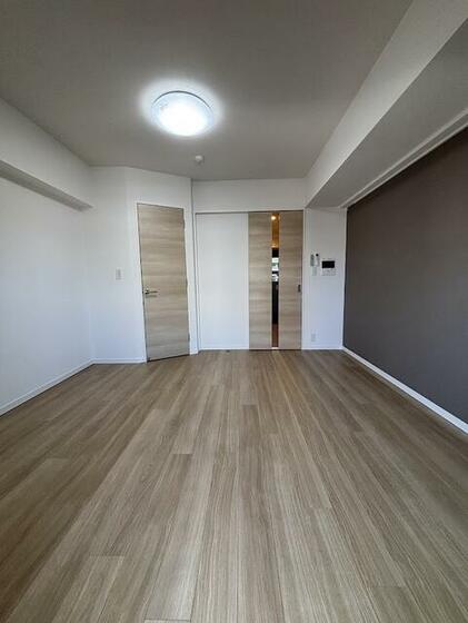 その他部屋・スペース　洋室８帖　　収納付き