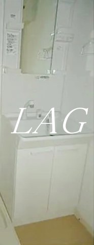 洗面設備　独立洗面台です。