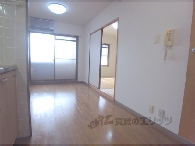 居室・リビング　リビング