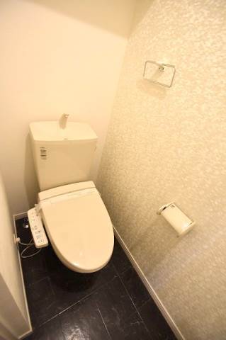 トイレ　ウォシュレット完備