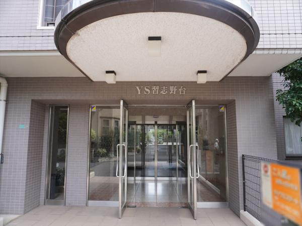 エントランス　エントランス