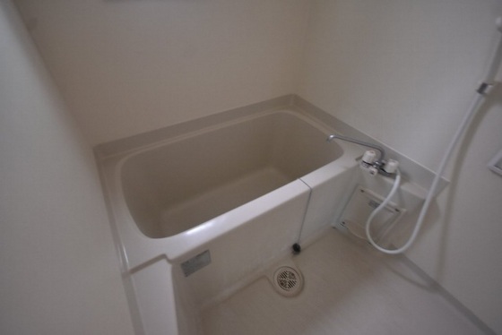 バス・シャワールーム　※別号室の写真です