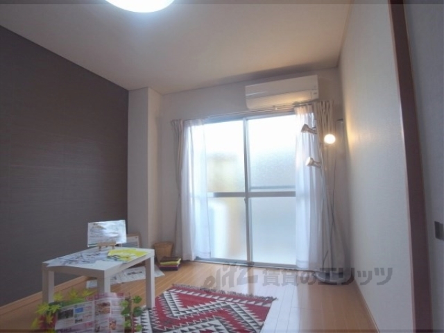 居室・リビング　洋室