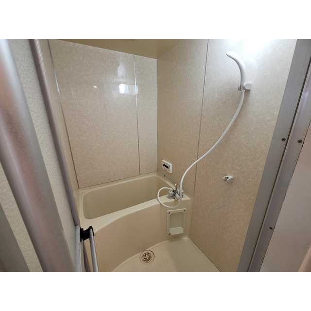 バス・シャワールーム　日々の暮らしに欠かせないお風呂です