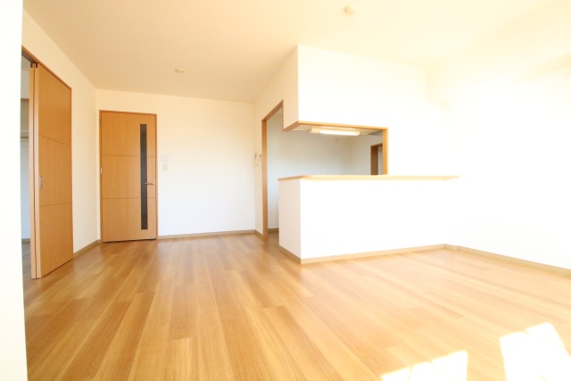 居室・リビング　※別室の参考写真の為、現況優先です。