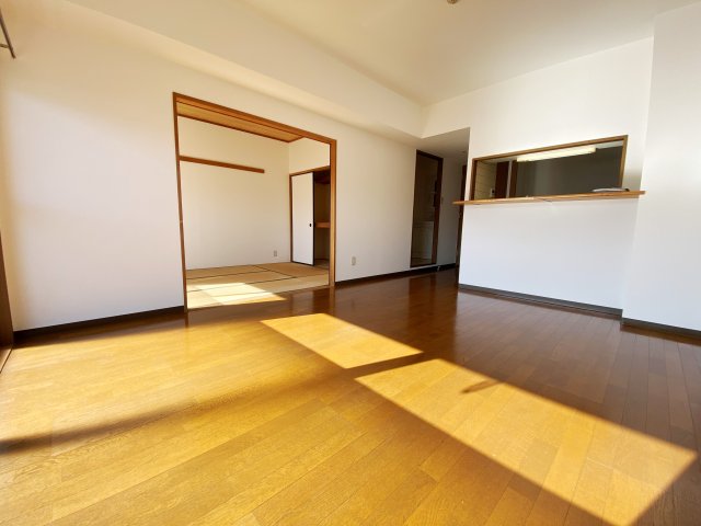 居室・リビング　別号室の参考写真です。