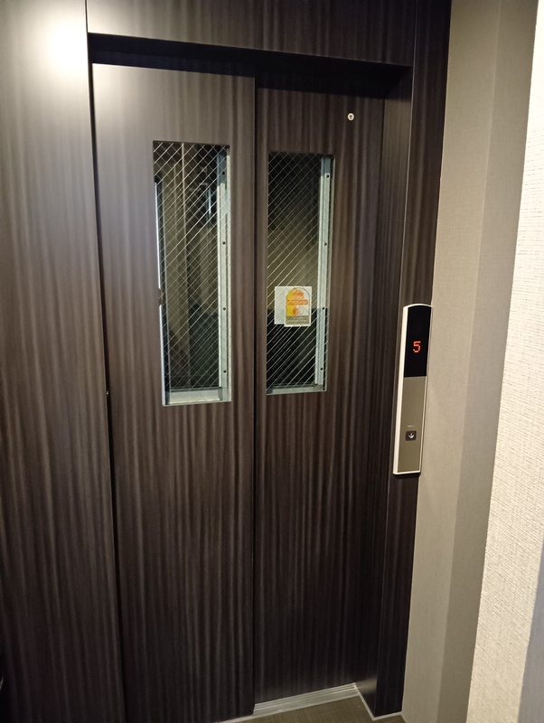 その他共有部分　エレベータ付きです